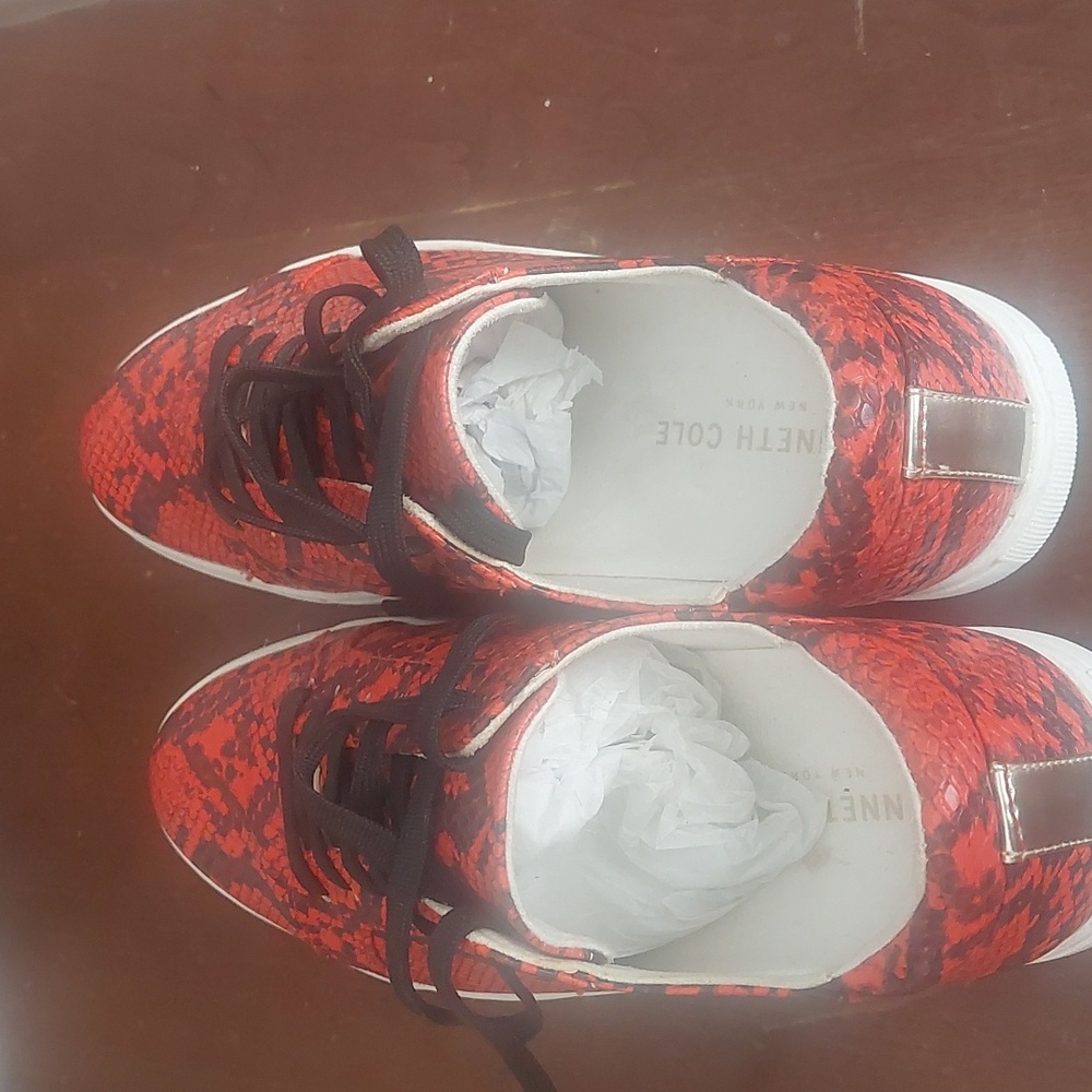 Kenneth Cole Kam sneakers size 7.5. - Picture 2 of 4